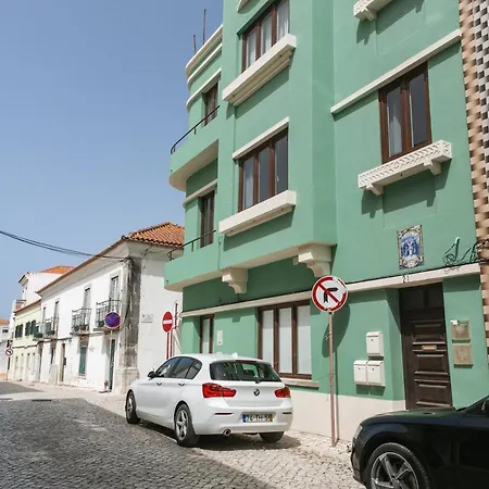 Old Town House Daire Peniche